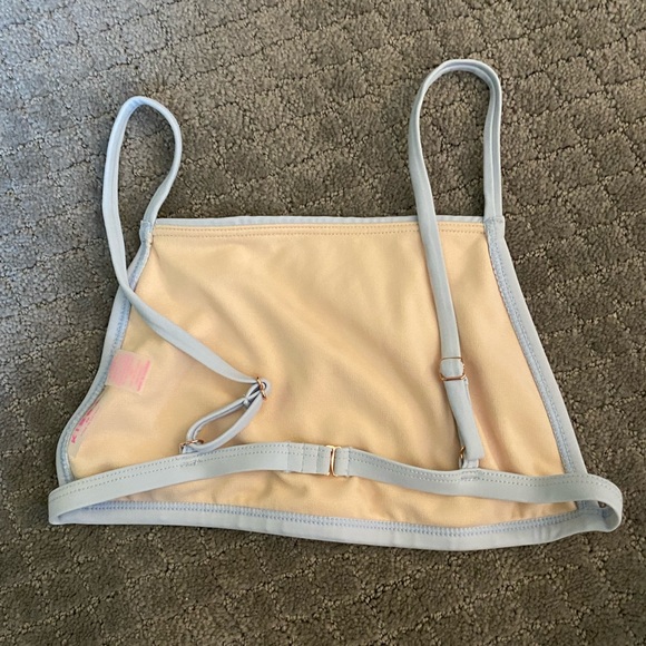 🦋4/$20 SALE - NWOT light blue high neck bikini top size XS - Picture 2 of 3